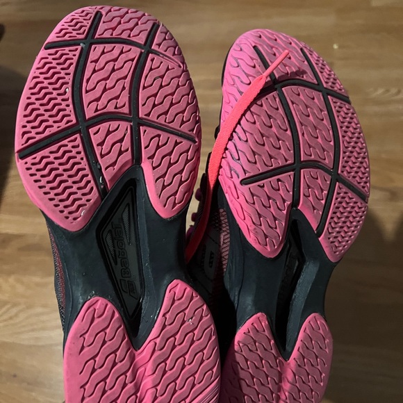 Babolat tennis shoes - Picture 3 of 3